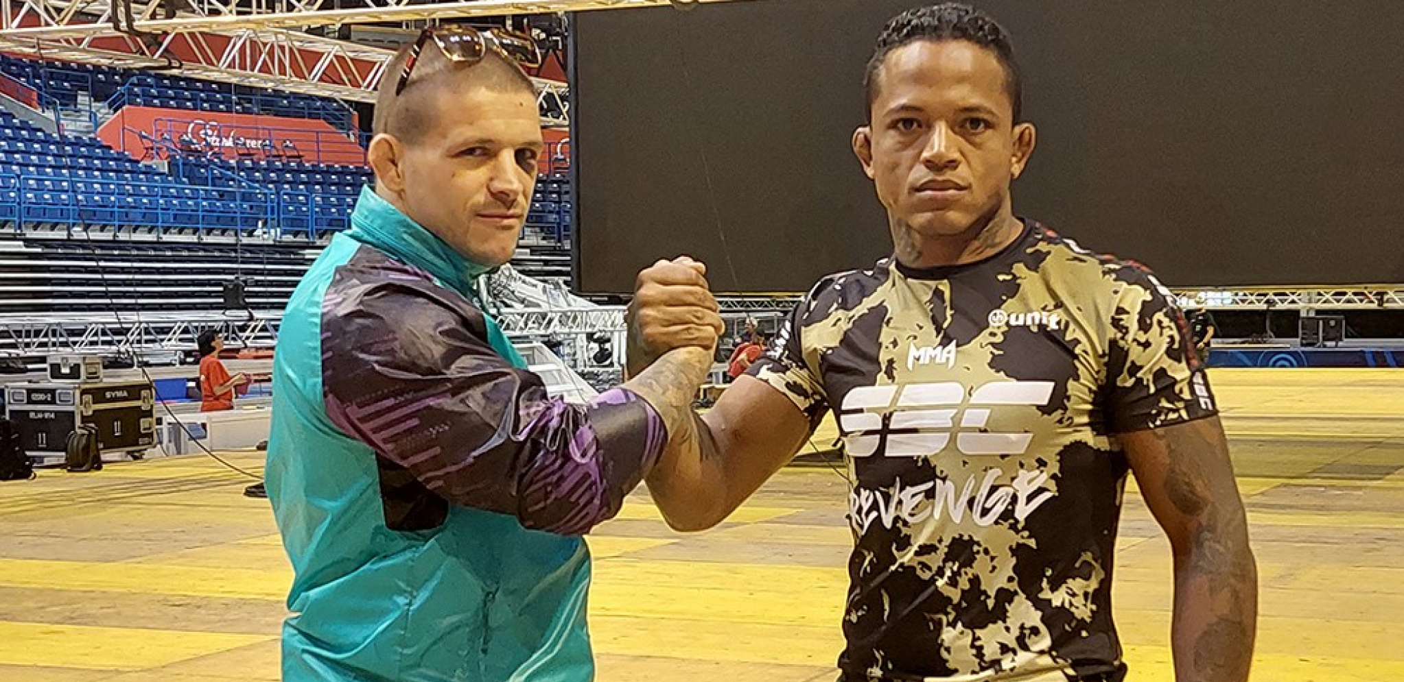 VIDEĆEMO ŠTA JE TVRĐE - BEOGRADSKI ASFALT ILI BRAZILSKA FAVELA Vaso Bakočević poslao moćnu poruku pred MMA spektakl