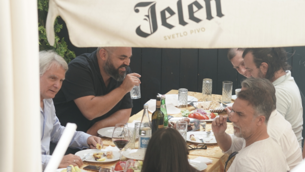 NADAM SE DA ĆE MI NEKO JAVITI LOKACIJU Pevačica krenula u lov na Batistutu: Prevrnuću Beograd da ga nađem