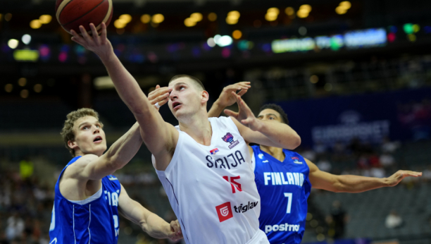 FIBA POSLALA SRBINU MOĆNU PORUKU Jokić je centar košarkaške gravitacije (VIDEO)