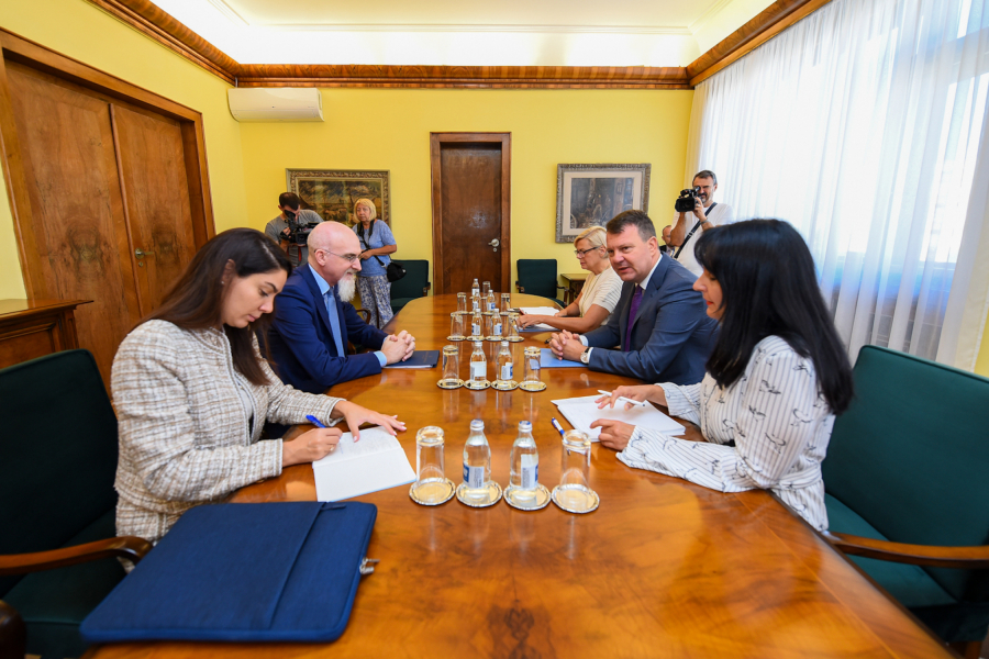 O INTENZIVIRANJU SARADNJE Mirović primio ambasadora Italije