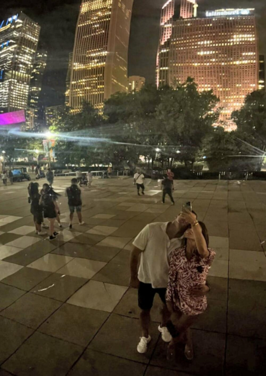 PRVA FOTOGRAFIJA ANASTASIJINOG BIVŠEG I NOVE DEVOJKE Par više ne krije emocije, grle se i poziraju, a evo i kako Đorđe danas izgleda (FOTO)