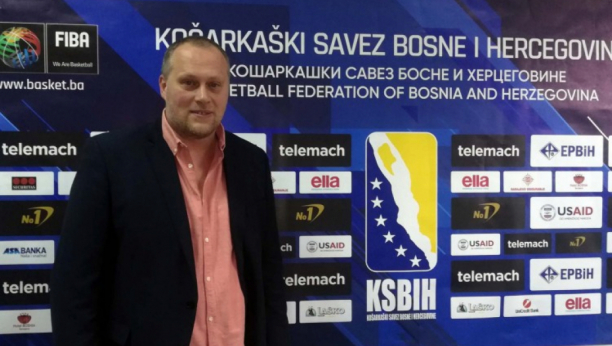 KOŠARKAŠI NA EVROPSKOM PRVENSTVU SLAVILI UZ RATNU ZASTAVU BIH Skandal uznemirio javnost, oglasio se generalni sekretar reprezentacije (FOTO)