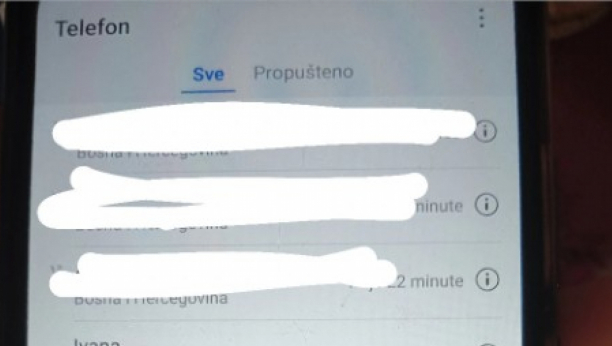 KAKO STE MEMORISANI KOD MAME I TATE U TELEFONU? Ivana je zaključila da roditelji više vole njenu sestru, a komentari su nas nasmejali do suza