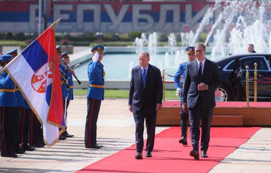 UDARNIČKI TEMPO Za ono što je Vučić uspeo za pola meseca drugima trebale godine