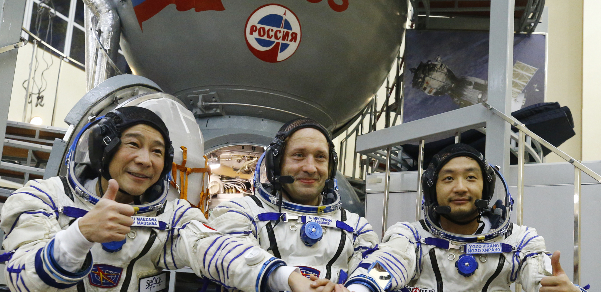 Поездка в японию 2024. Космонавтика Японии. Туристы на МКС. Япония с космоса. Японский путешественник.