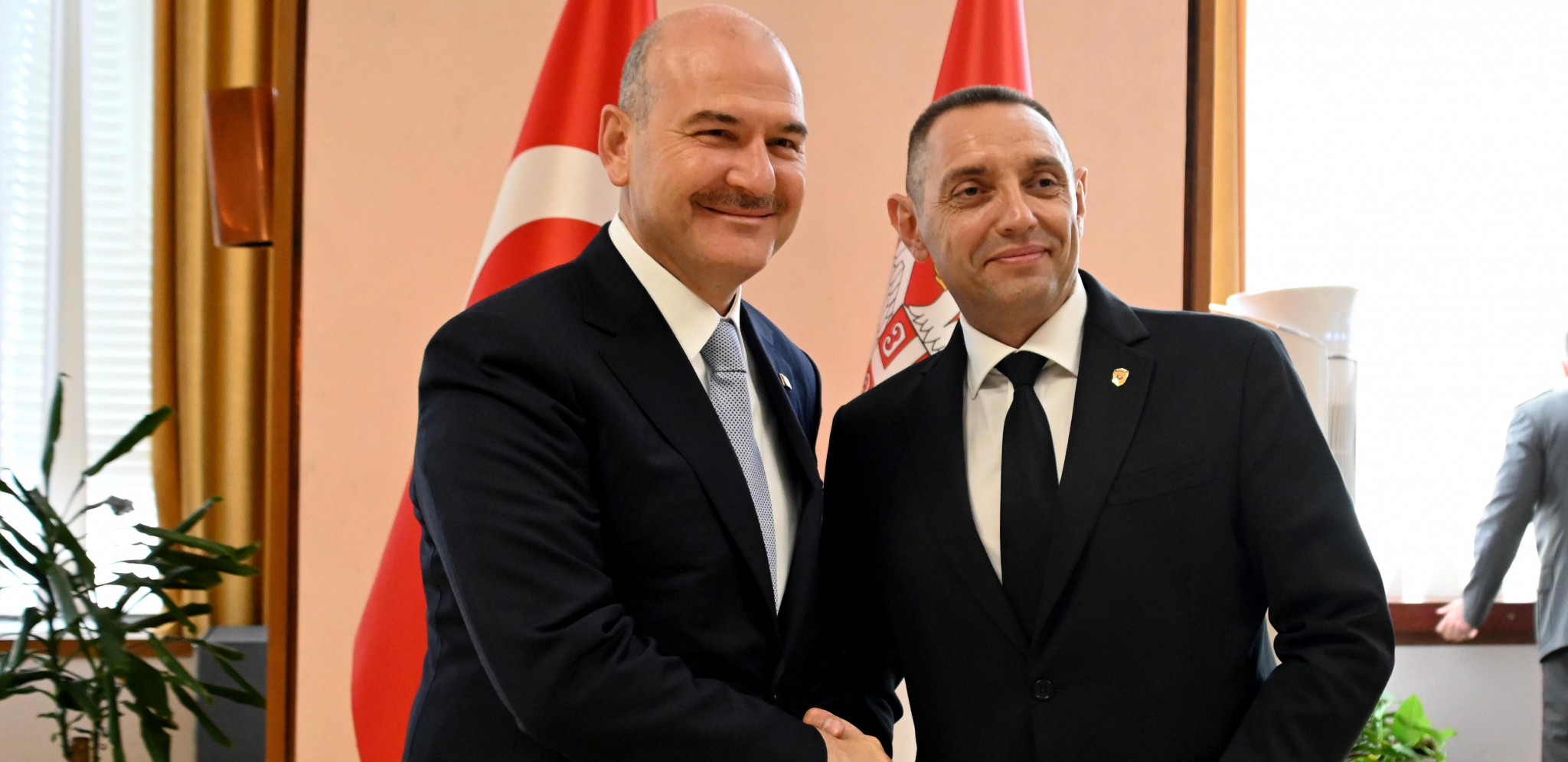 Vulin razgovarao sa turskim kolegom Sulejmanom Sojluom u Beogradu: Saradnja srpske i turske policije na visokom nivou (FOTO/VIDEO)