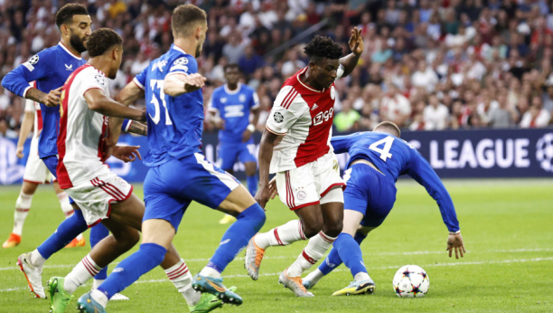 TADIĆEVA EKIPA RUTINSKI Ajaks ubedljiv protiv Rendžersa, Sporting savladao Ajntraht