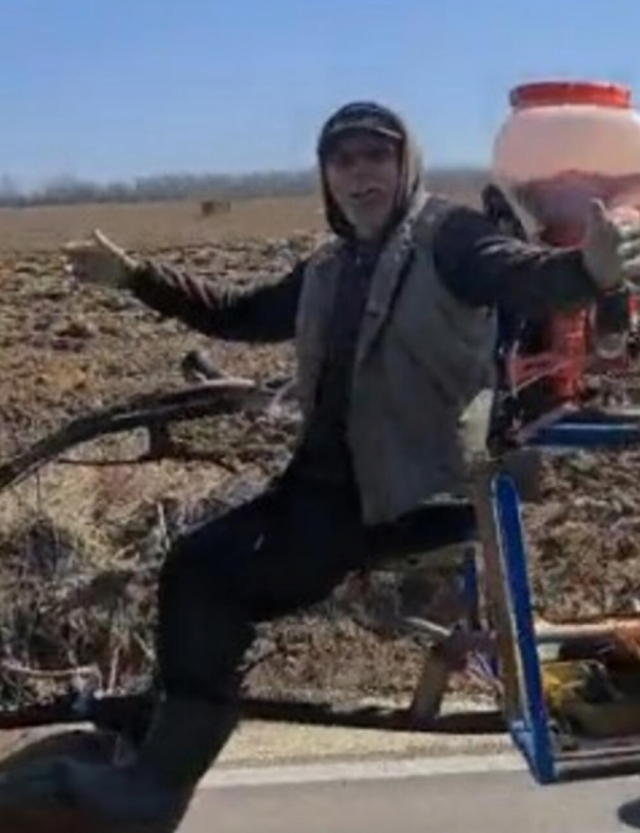 ŽIVEĆE ĆALE 100 GODINA Rada Manojlović snimila oca, napravio noviizum, komentari samo pljušte