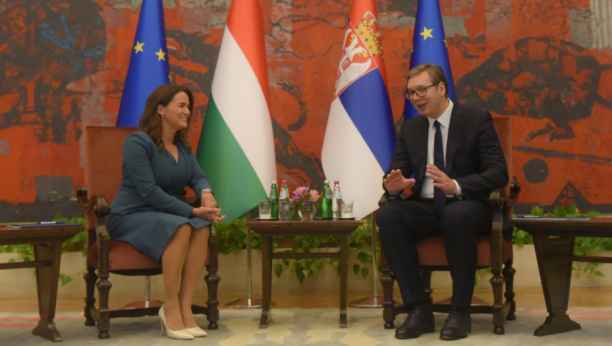 "ČESTITKE NA VELIKOJ POBEDI" Mađarska predsednica Katalin se javno obratila Vučiću