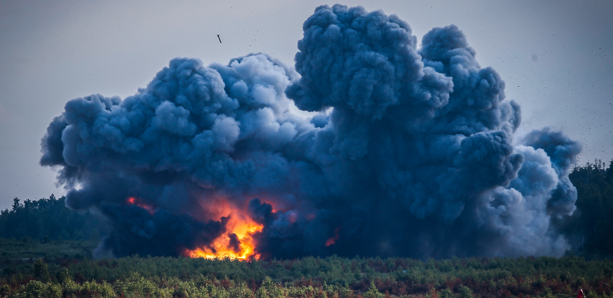 SNIMAK SA PRVE LINIJE FRONTA Rusko termobarično oružje sprečava ukrajinski napad (VIDEO)