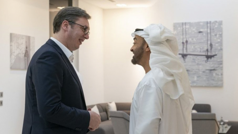 VUČIĆ U POSETI EMIRATIMA Na večeri sa šeikom Bin Zajedom o saradnji, investicijama i geopolitičkoj situaciji (FOTO)