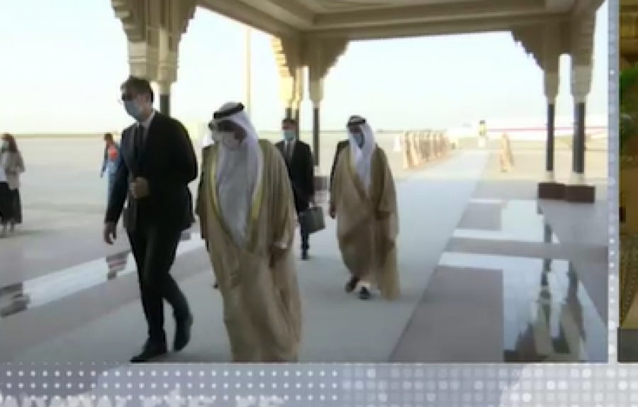 VUČIĆ U POSETI EMIRATIMA Na večeri sa šeikom Bin Zajedom o saradnji, investicijama i geopolitičkoj situaciji (FOTO)