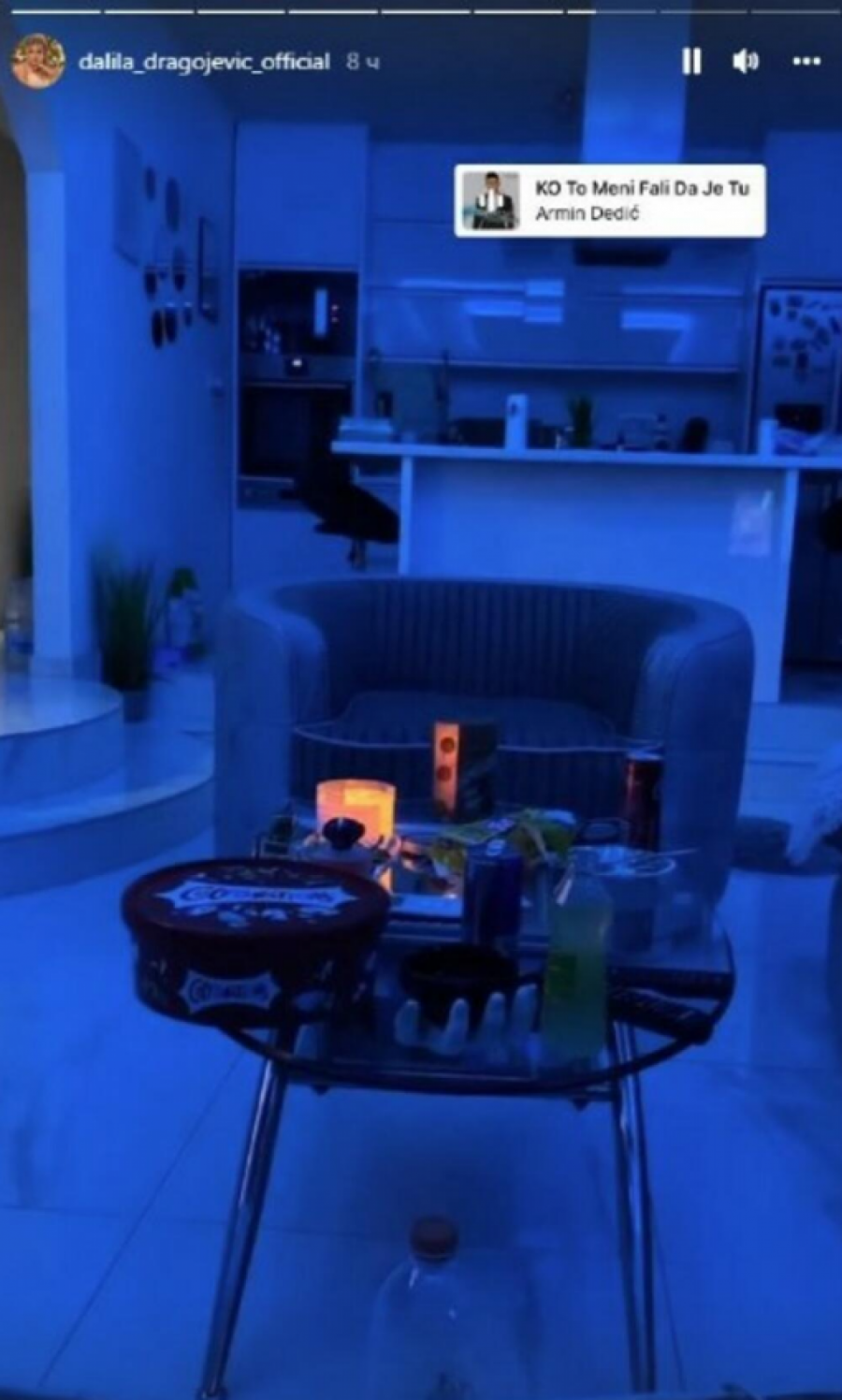 DALILA POSLALA TAJNU PORUKU DEJANU? Dragojevićka dočekala da Aleksandra ode u rijaliti pa se obratila bivšem mužu: Ko to meni fali?