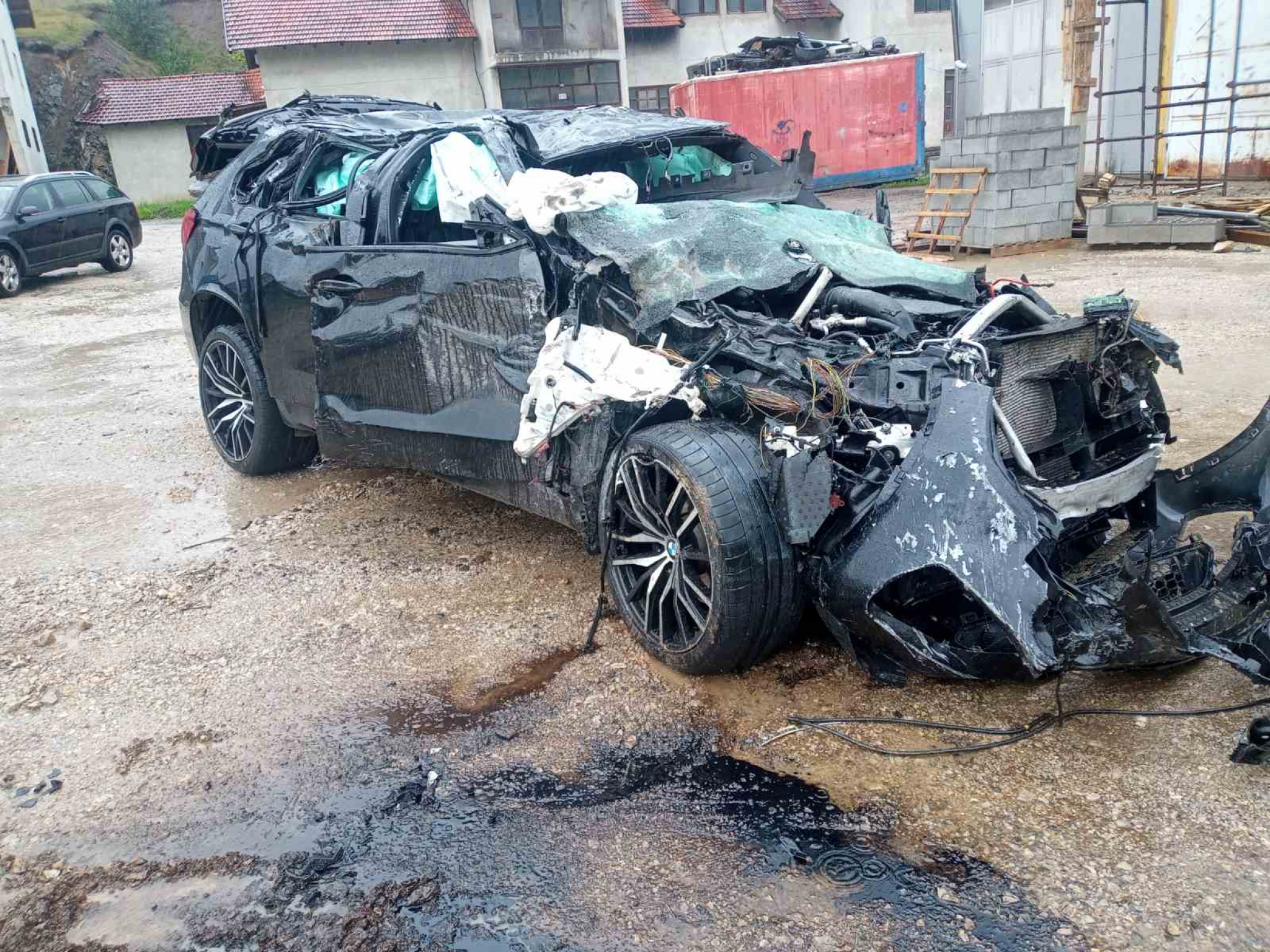 IZ PROVODA U SMRT Najbolji drugovi stradali u udesu