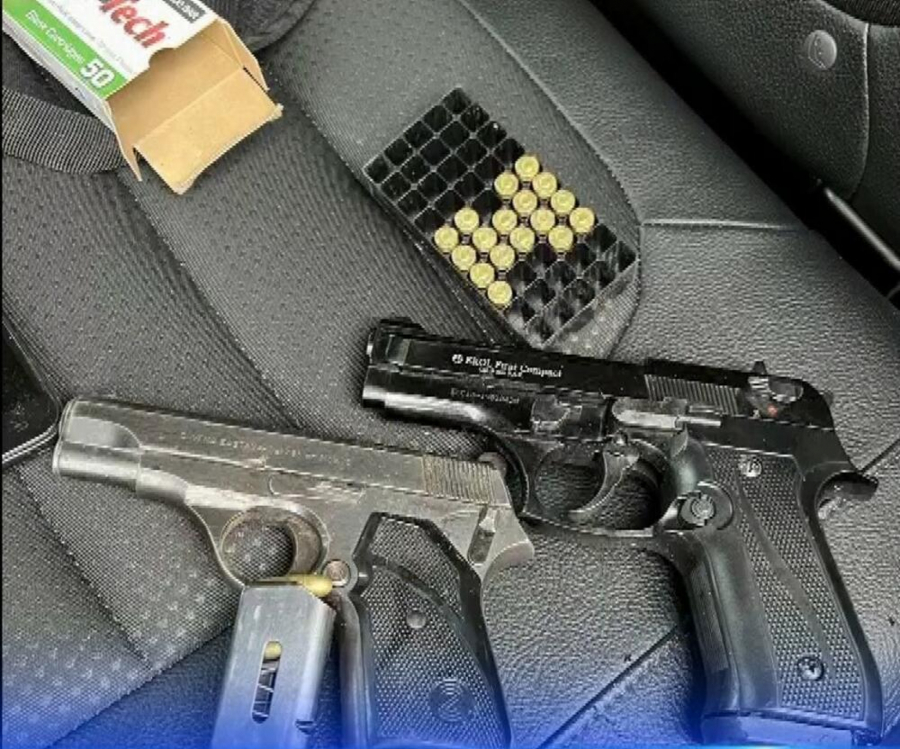 DEVOJKA IZ BEOGRADA UHAPŠENA NA GRANICI: U grudnjaku krila 200 grama zlata!