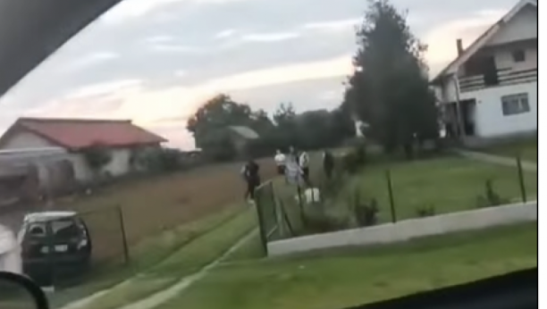 TEŠKA NESREĆA NA ŠABAČKOM PUTU Mladić poginuo na licu mesta (FOTO/VIDEO)