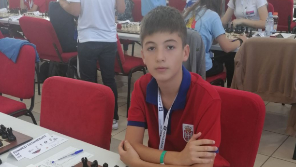 ANDREJ LJEPIĆ JEDRI CRNIM MOREM Borbe se rasplamsavaju, naši u svom ritmu