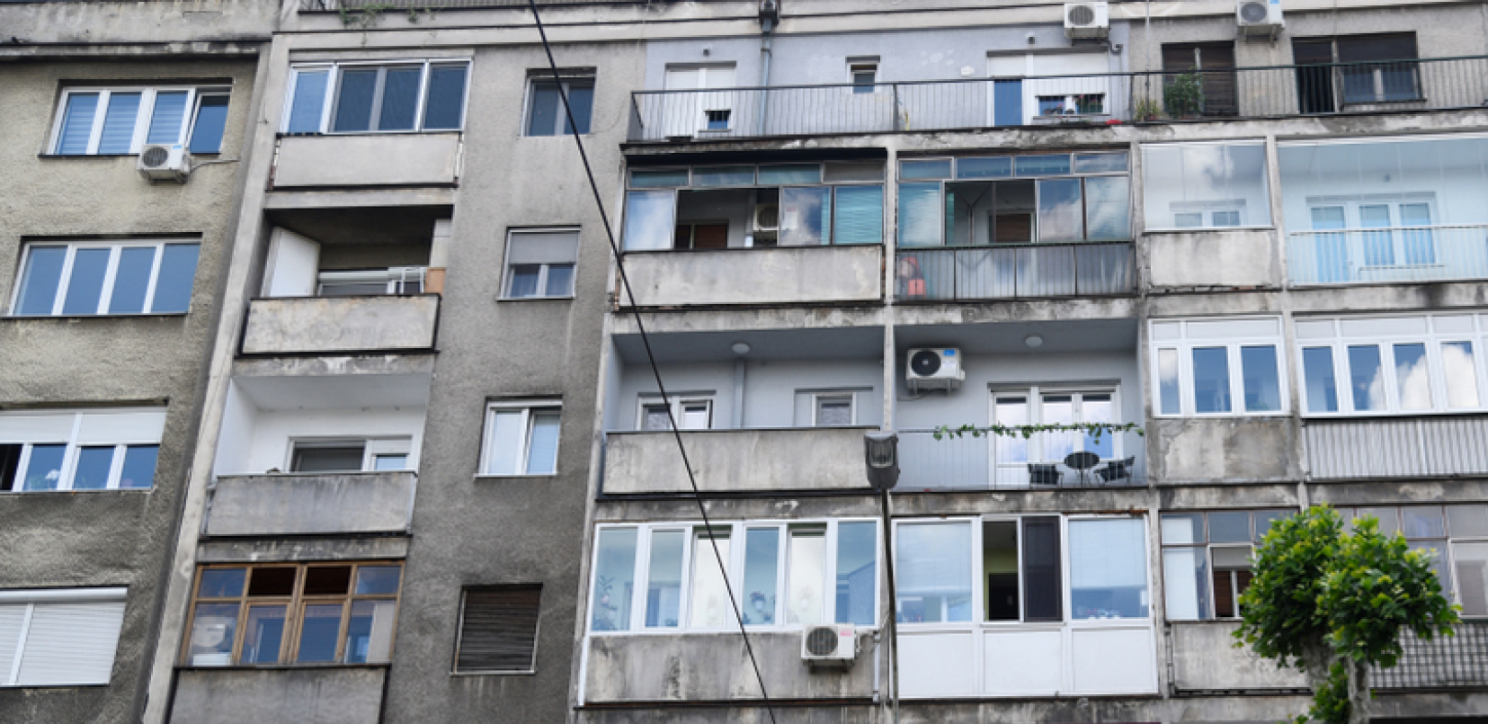 SMETAJU MU "PROVINCIJALKE" Beograđanin potražio savet kako da "smiri" komšinice, dobio urnebesne odgovore