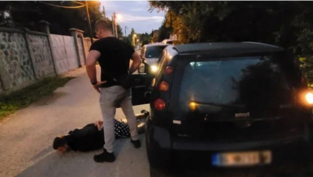EKSPRESNO HAPŠENJE NA NOVOM BEOGRADU Tinejdžer (19) ukrao automobil, pa bežao od policije!