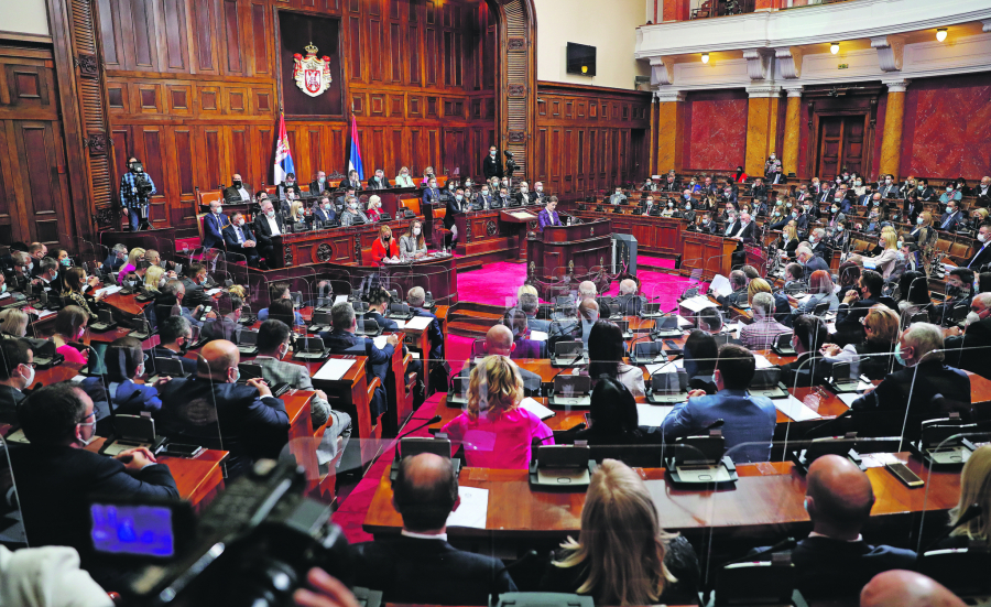 SANKCIJE RUSIJI, ALI U DOGOVORU SA PUTINOM! Alo! intervju sa Milomirem Marićem