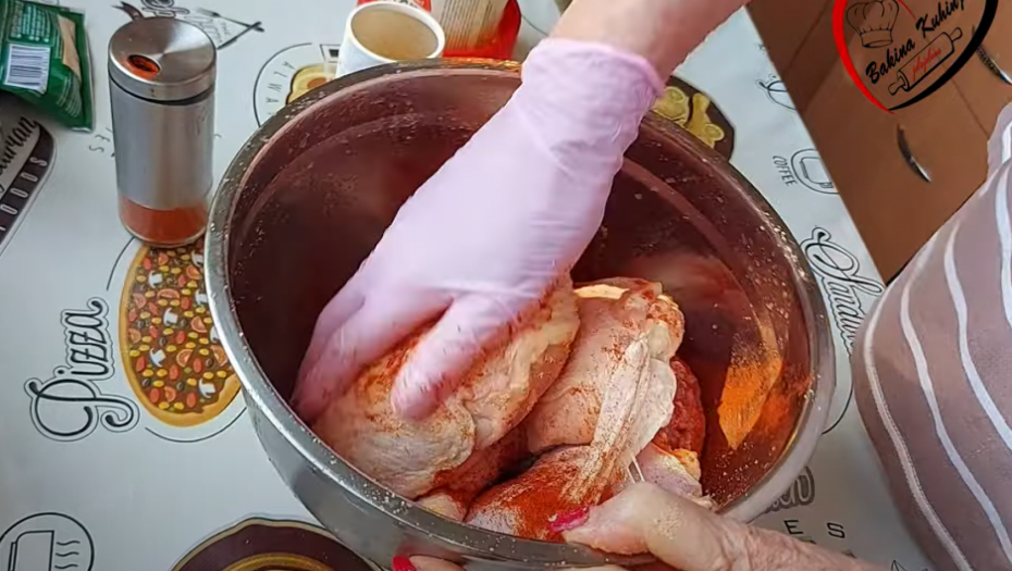 SJAJNA IDEJA ZA RUČAK Spremite piletinu zapečenu u rerni prema receptu iz bakine kuhinje (VIDEO)