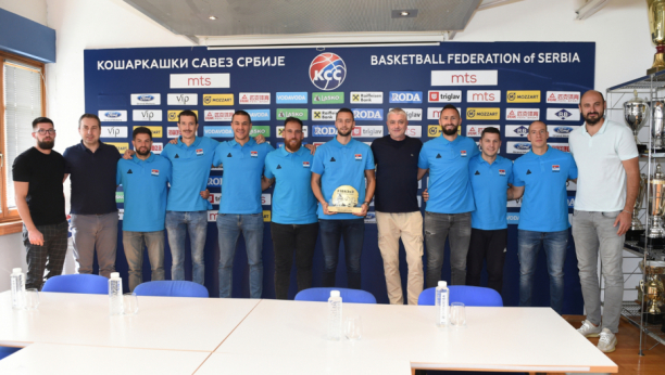 SVEČANOST U KUĆI KOŠARKE Danilović ugostio evropske prvake