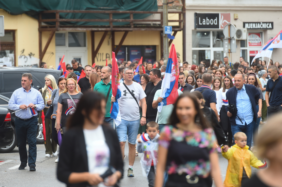 DAN SRPSKOG JEDINSTVA I ZASTAVE Vučić: Nasrnuli su na Kosovo i Metohiju! (FOTO/VIDEO)