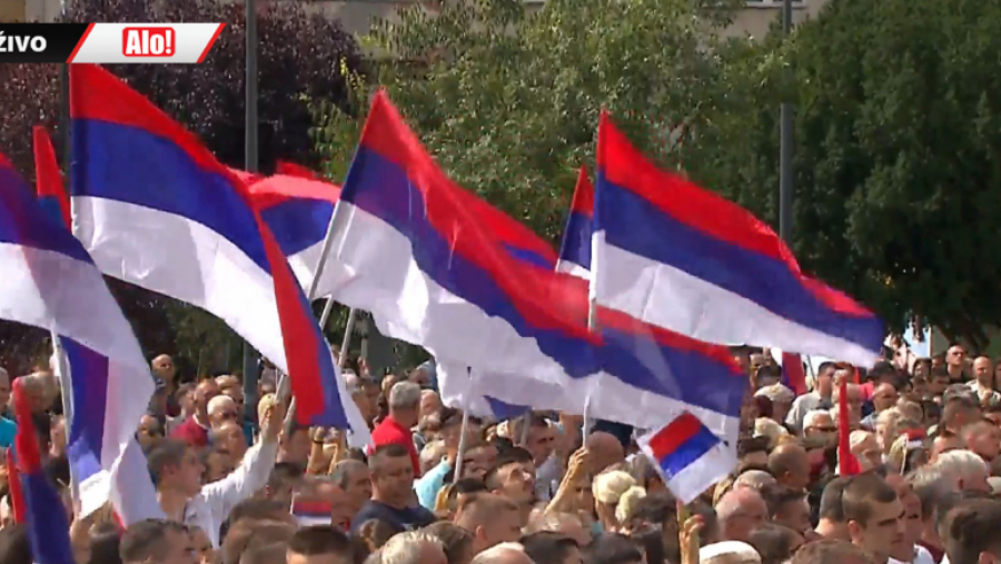 DAN SRPSKOG JEDINSTVA I ZASTAVE Vučić: Nasrnuli su na Kosovo i Metohiju! (FOTO/VIDEO)