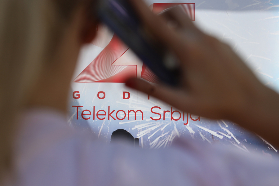 SAMO JAKO Vladimir Lučić na Digitalnoj konferenciji: Telekom jači od ekonomske krize!