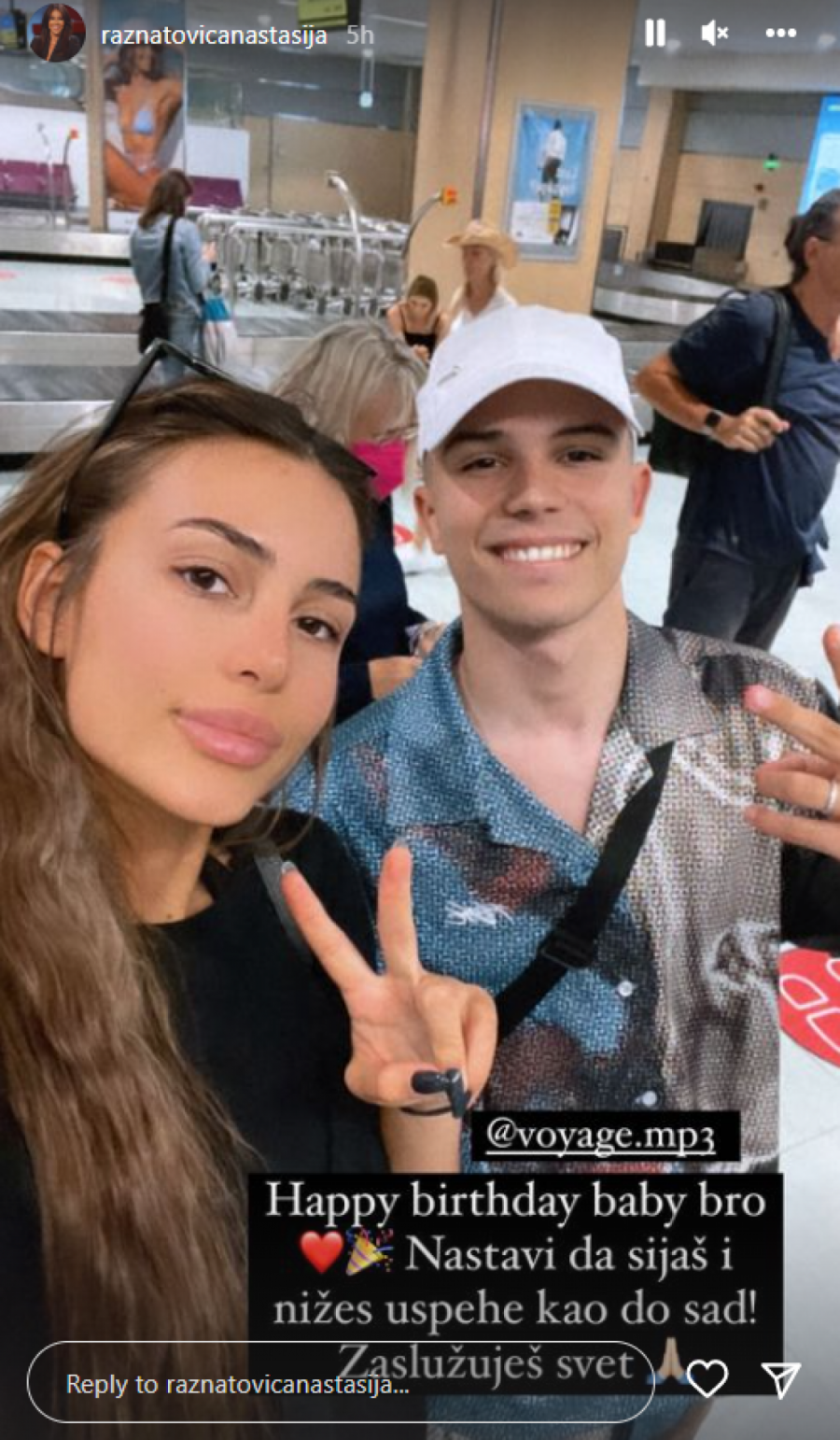 ZASLUŽUJEŠ SVET Anastasija Ražnatović poslala poruku Vojažu, ovaj detalj svima zapao za oko (FOTO)