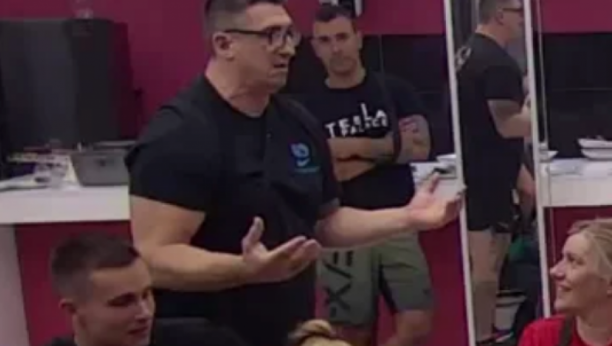 KRISTIJAN BRUTALNO IZVREĐAO MAJU! Golubović ponizio Marinkovićevu pred milionima, izgovorio strašne stvari