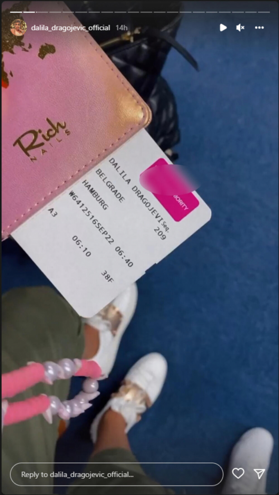 DALILA NAPUSTILA ZEMLJU! Dragojevićka okreće novi list nakon teškog perioda, a evo i gde je otišla (FOTO)