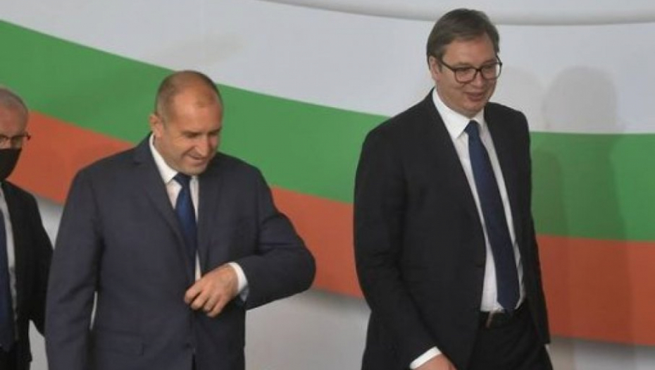 VUČIĆ SA PREDSEDNIKOM BUGARSKE Prihvatio poziv da učestvuje u ceremoniji otvaranja gasnog interkonektora između Bugarske i Grčke