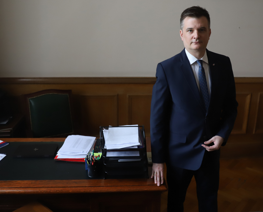 VUČIĆ JE IGRAO SIMULTANKU S OPOZICIJOM I POBEDIO IH ARGUMENTIMA! Alo! Intervju - Milenko Jovanov o sednici na kojoj se raspravljalo o KiM