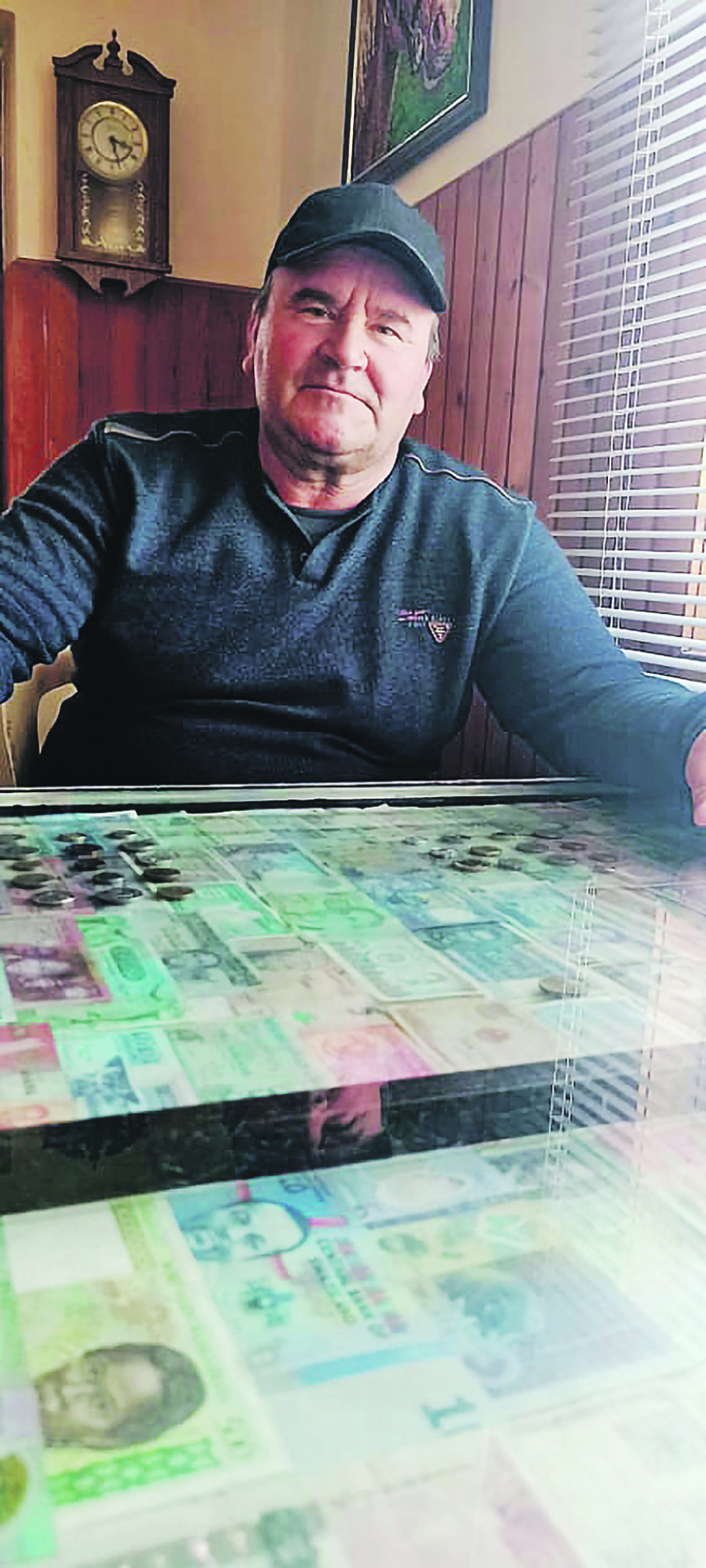 CEO SVET NA JEDNOM STOLU Zoran Milošević iz Pavlovaca sakuplja kovanice skoro četiri decenije