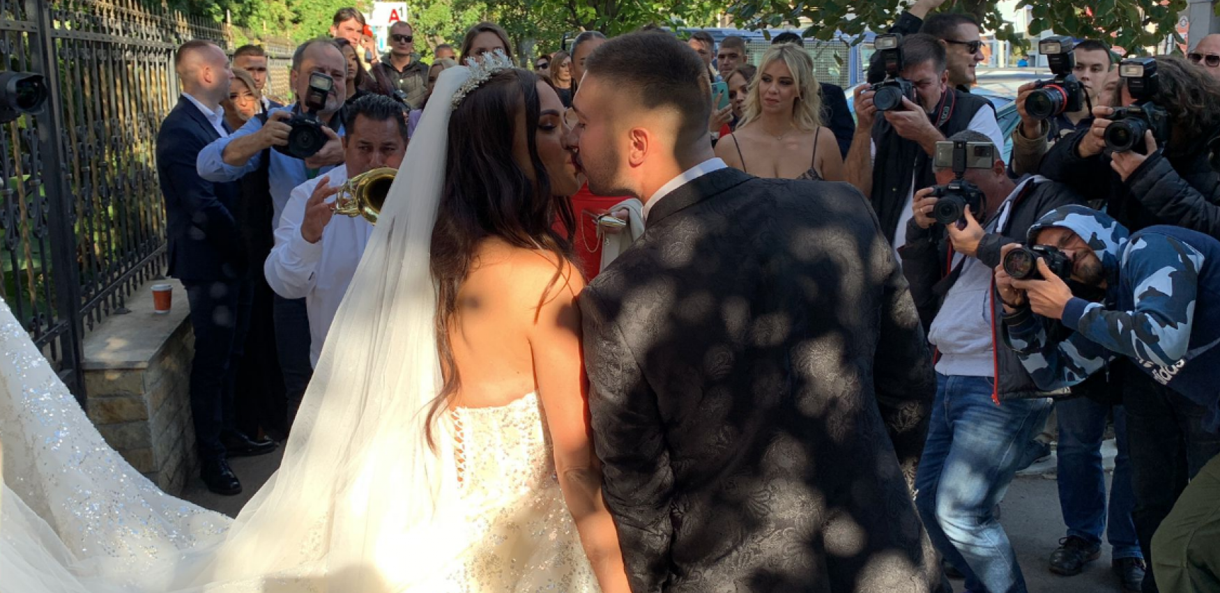 GOSPODIN I GOSPOĐA ŠIJAN Bojana objavila prvu fotku sa mužem (FOTO)