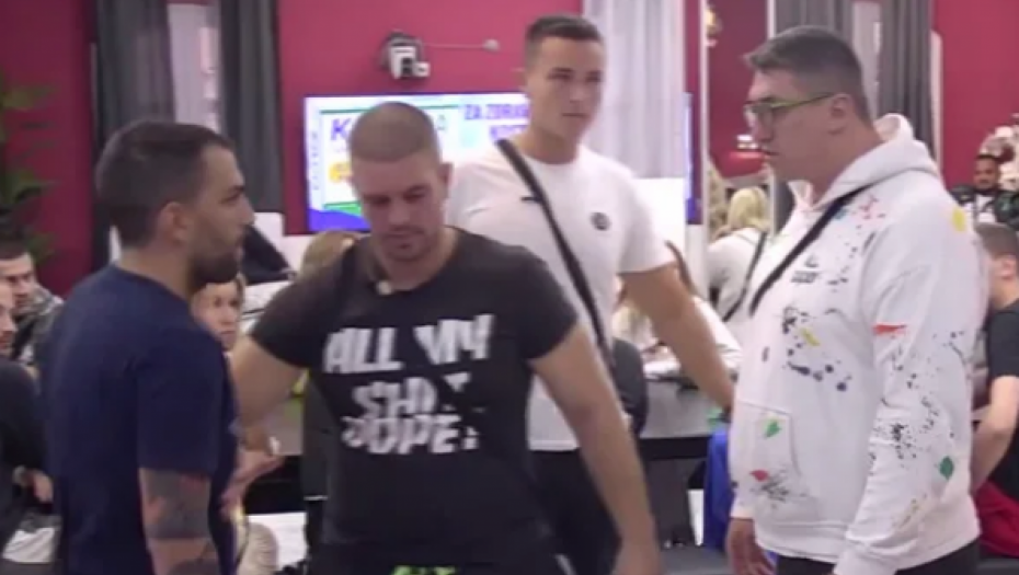 HAOS U BELOJ KUĆI Kristijan Golubović krenuo na Branka, obezbeđenje odmah reagovalo (VIDEO)