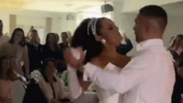 ZAVIRITE NA SVADBU KOD BOJANE I MIRKA ŠIJANA Zlata Petrović se popela na stolicu, pa zapevala svoje najveće hitove, a ruke pune para (FOTO)