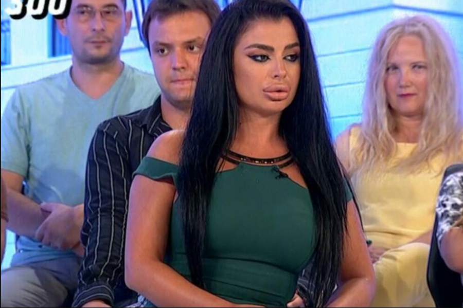 NAKON ŠTO SU GA OPTUŽILI DA JE IMAO ODNOSE SA SANJOM Oglasio se Bora Santana besan kao ris i sve javno obelodanio