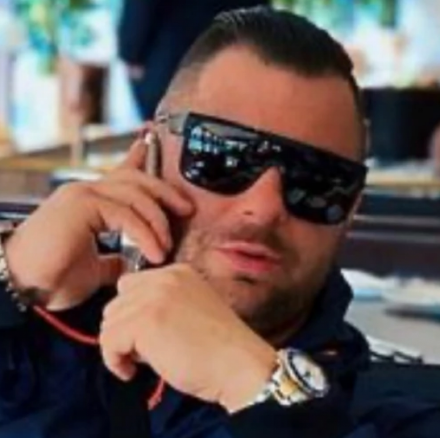 EVO KO JE UHAPŠENI MENADŽER BUBE I JALE Žena je pucala u njega zbog veze sa Anđelom Vešticom