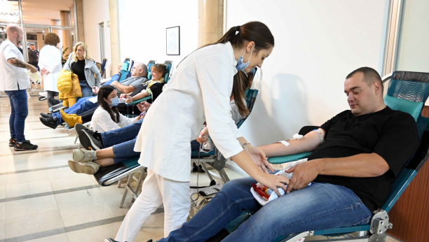 POKAŽITE HUMANOST Počela Letnja kampanja dobrovoljnog davanja krvi, bira se "Šampion solidarnosti"