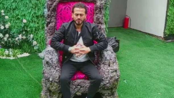 ZADRUGAR NE PRESTAJE DA PLAČE Adam se slomio, pa opleo po Ćertiću: Loš je čovek, ima šizofreniju