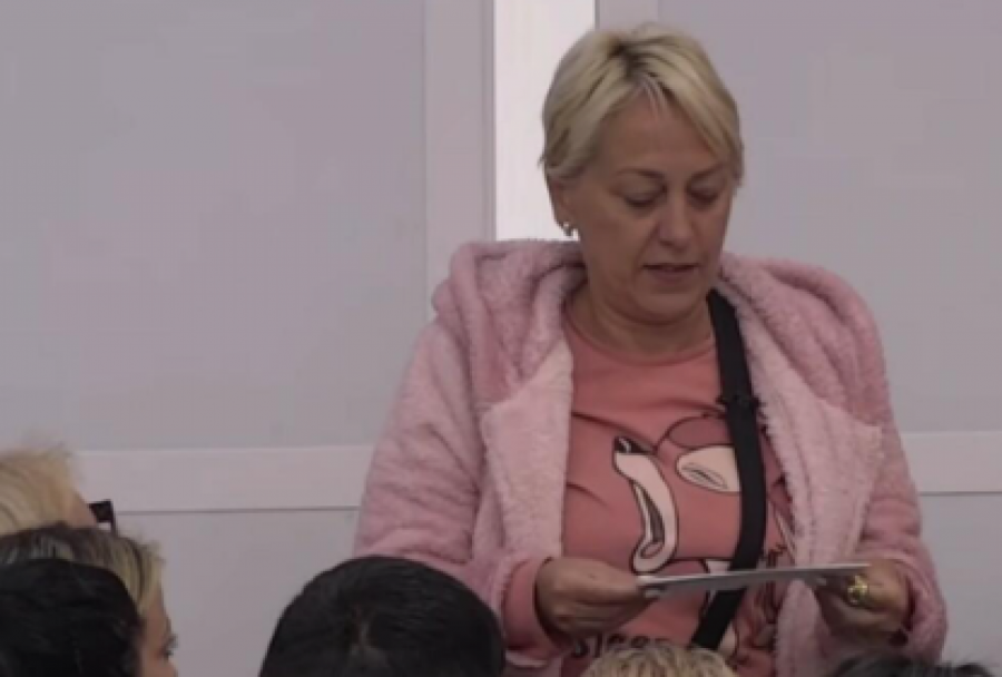 ESTRADNI RAT NA POMOLU Hitno se oglasio muž Marine Popović nakon navoda da joj se sviđa Bojan