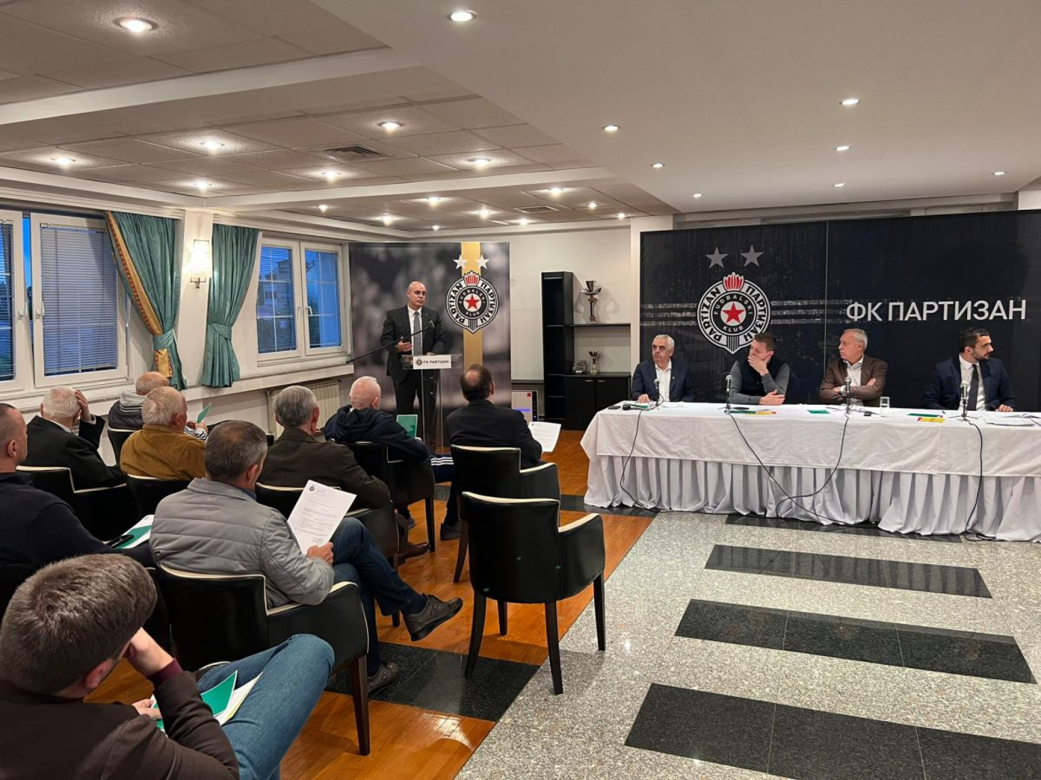 HITAN SASTANAK, PA SAOPŠTENJE FK Partizan više nije član Sportskog društva