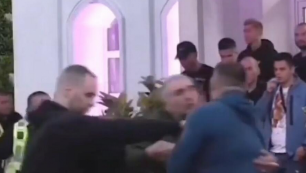 NECENZURISANI SNIMAK TUČE IVANA I MILJANA Marinković izvukao deblji kraj, obezbeđenje momentalno reagovalo (VIDEO)