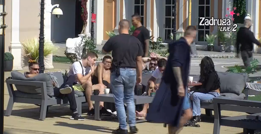 ISPLIVALI JEZIVI DETALJI Zadrugari progovorili o stravičnoj tuči koja se jutros desila