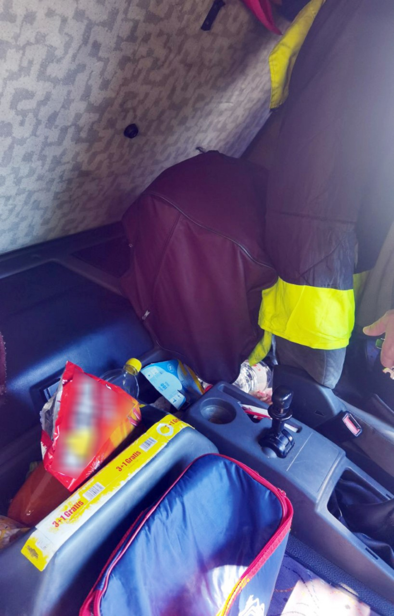 ZAPLENA SEDAM KILOGRAMA MARIHUANE U kamionu krili sedam paketa droge!