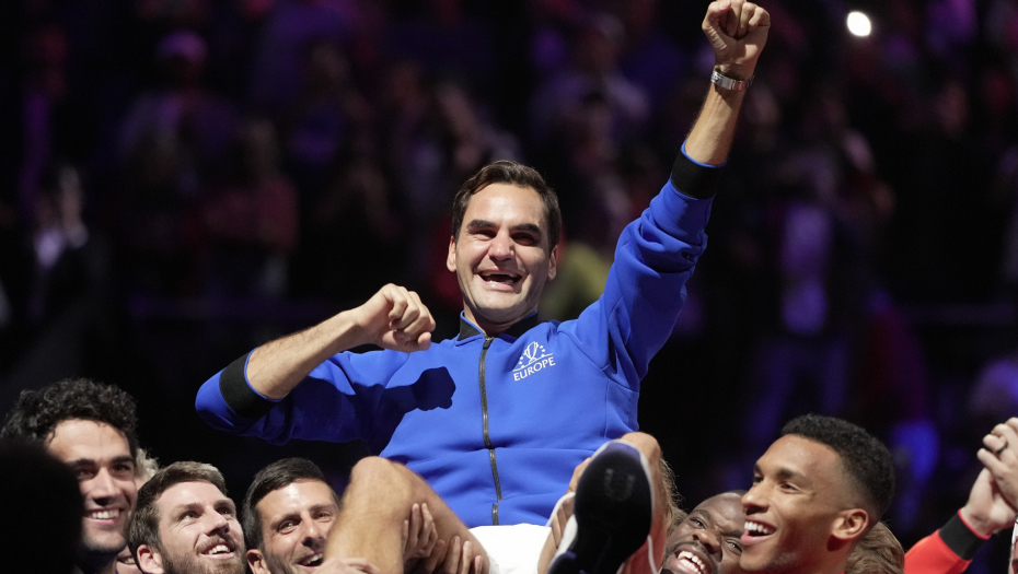 OVO NIJE KRAJ Emotivan govor Federera na oproštaju (FOTO)