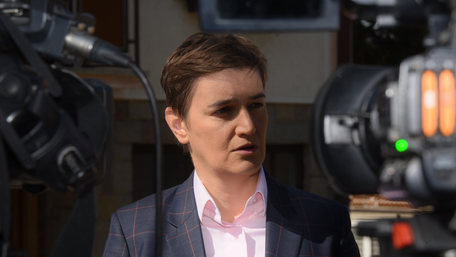 Brnabić danas na Danu sećanja u Jajincima