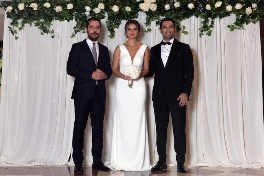 KAD SE ŽENI MINISTAR: Tomislav Momirović se veselio na svadbi kod kolege (FOTO)